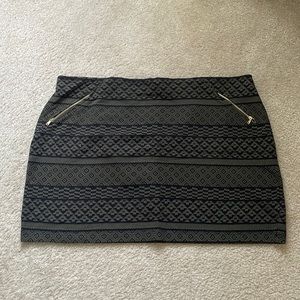 Green Geometric Design Mini Skirt